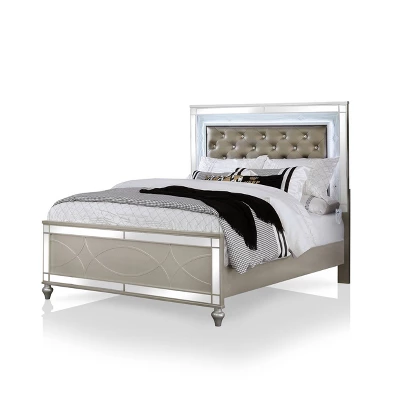 3pc Queen La Mesa Bed Nightstand And Dresser Set Silver - HOMES: Inside + Out 4 3pc Queen La Mesa Bed Nightstand And Dresser Set Silver - HOMES: Inside + Out - Image 2