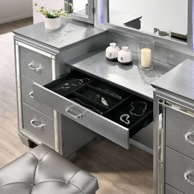 2pc Mallery Vanity Set With Stool Silver - HOMES: Inside + Out 9 2pc Mallery Vanity Set With Stool Silver - HOMES: Inside + Out - Image 7